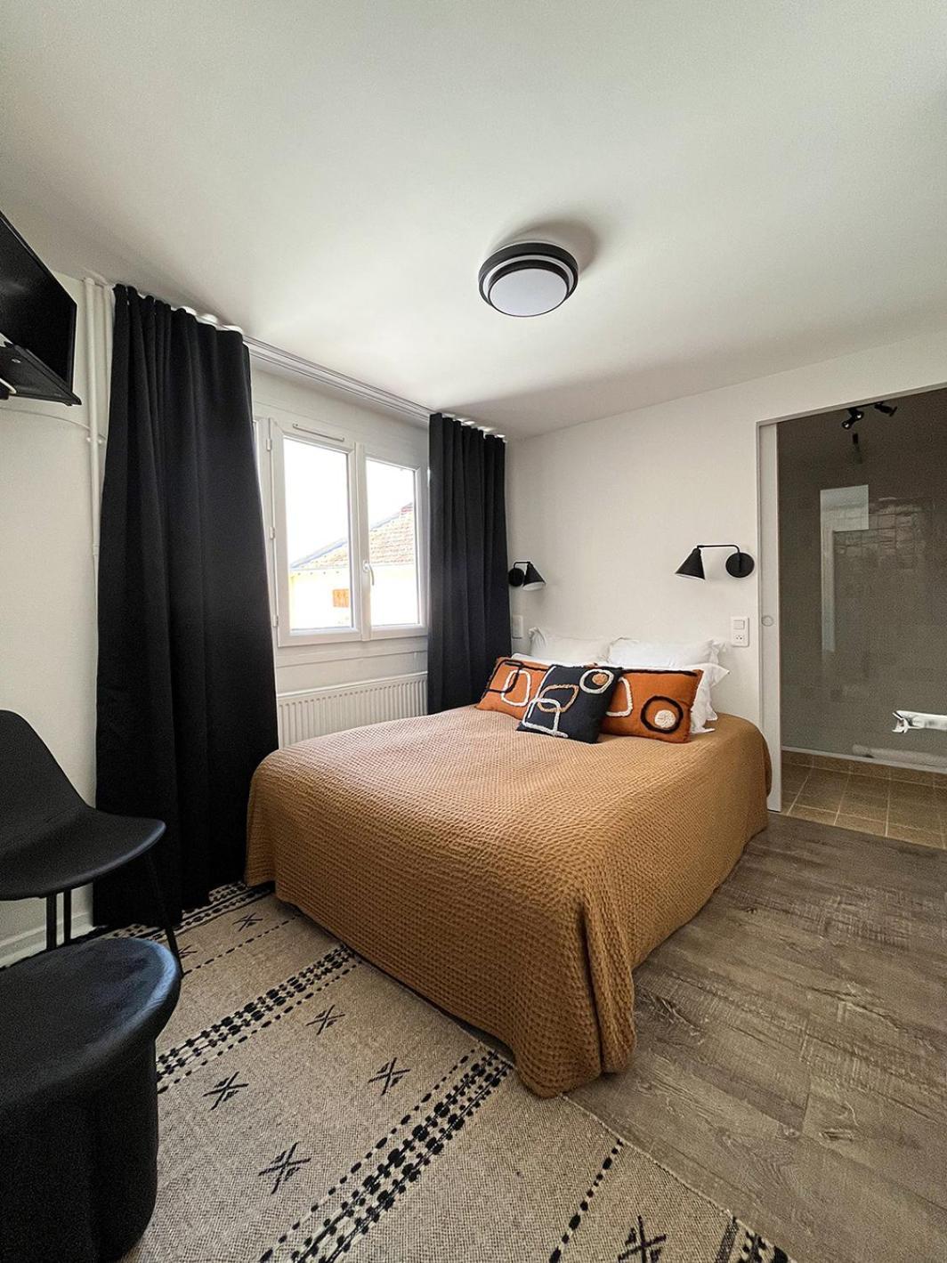 Hotel Du Commerce Cluny Kültér fotó